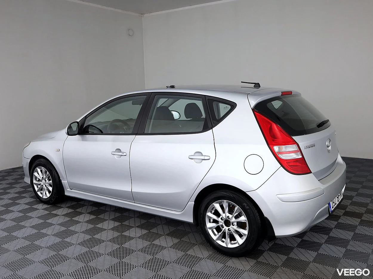 Hyundai i30 1.4 80kW