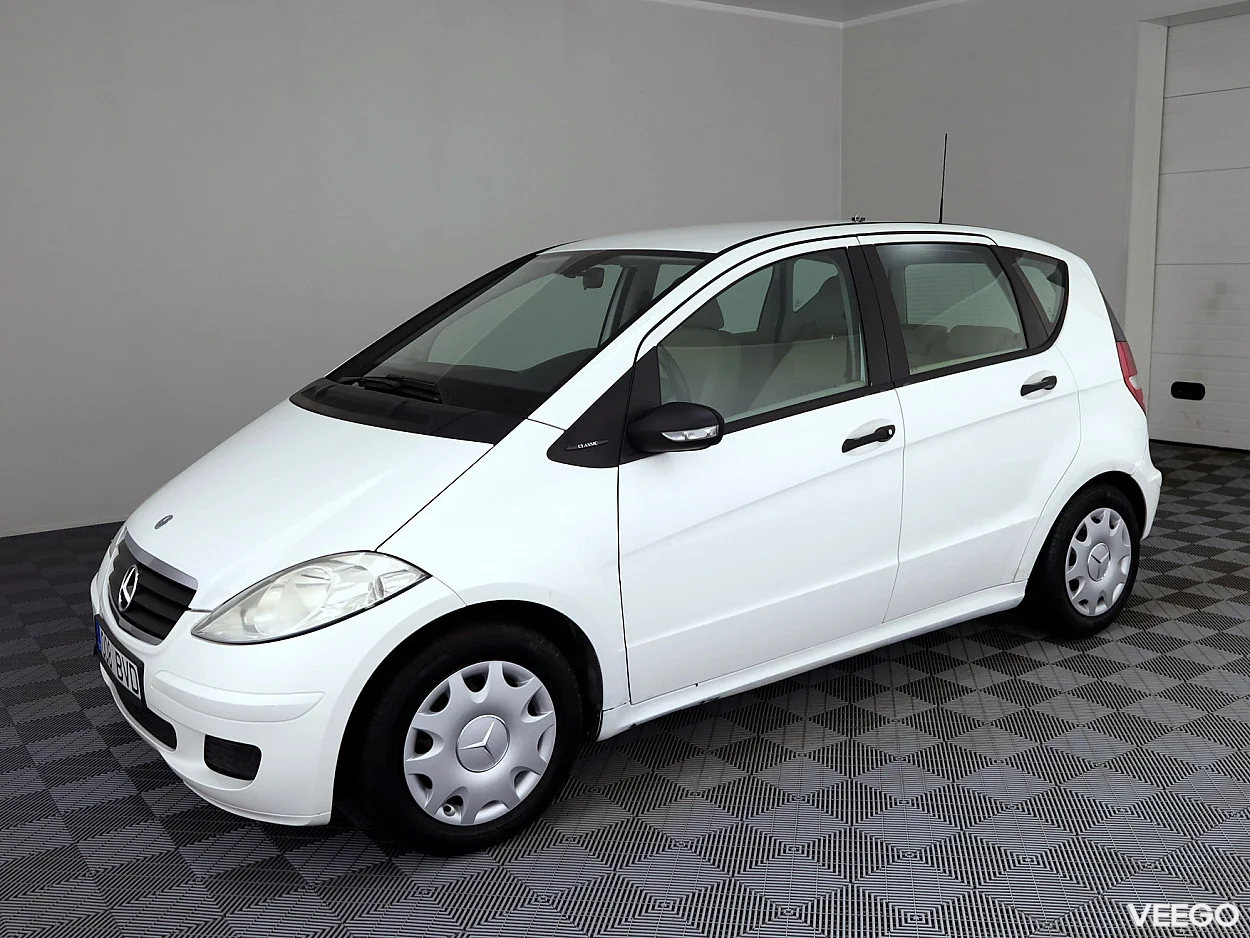 Mercedes-Benz A150 1.5 70kW