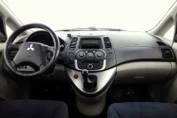 Mitsubishi Grandis 2.4 121kW thumbnail