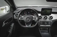 Mercedes-Benz GLA220 d 4Matic AMG Pakett 2.1 130kW thumbnail