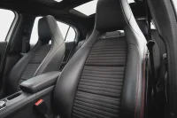 Mercedes-Benz GLA220 d 4Matic AMG Pakett 2.1 130kW thumbnail