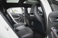 Mercedes-Benz GLA220 d 4Matic AMG Pakett 2.1 130kW thumbnail
