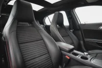 Mercedes-Benz GLA220 d 4Matic AMG Pakett 2.1 130kW thumbnail