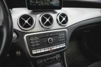 Mercedes-Benz GLA220 d 4Matic AMG Pakett 2.1 130kW thumbnail