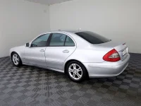 Mercedes-Benz E220 2.1 125kW thumbnail