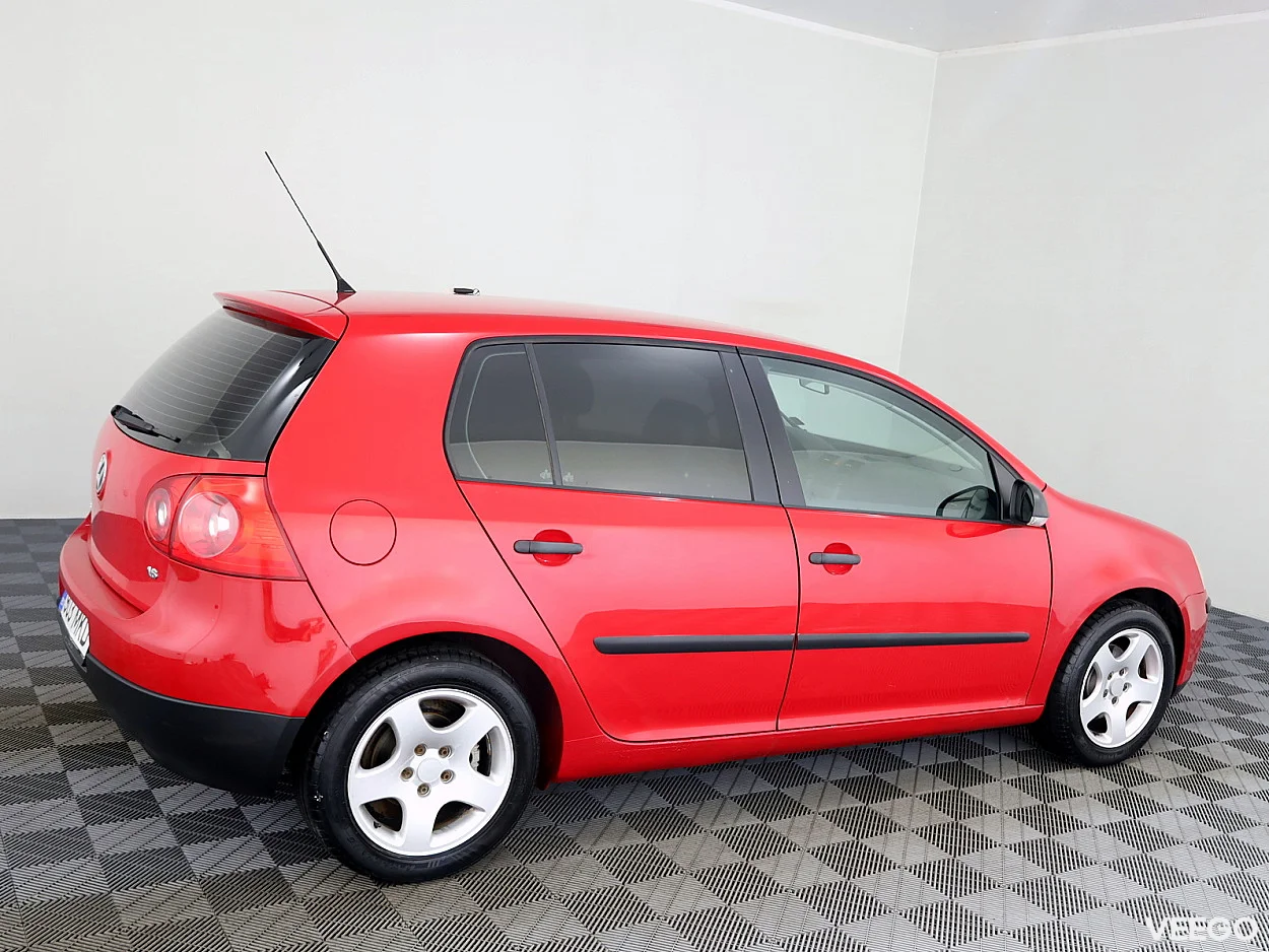 Volkswagen Golf 1.6 75kW