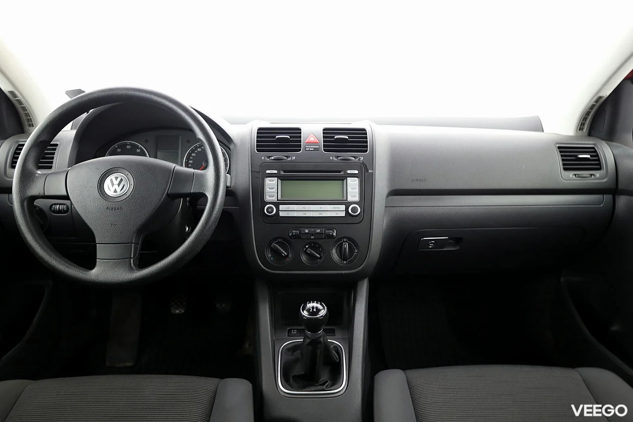 Volkswagen Golf 1.6 75kW