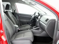 Volkswagen Golf 1.6 75kW thumbnail
