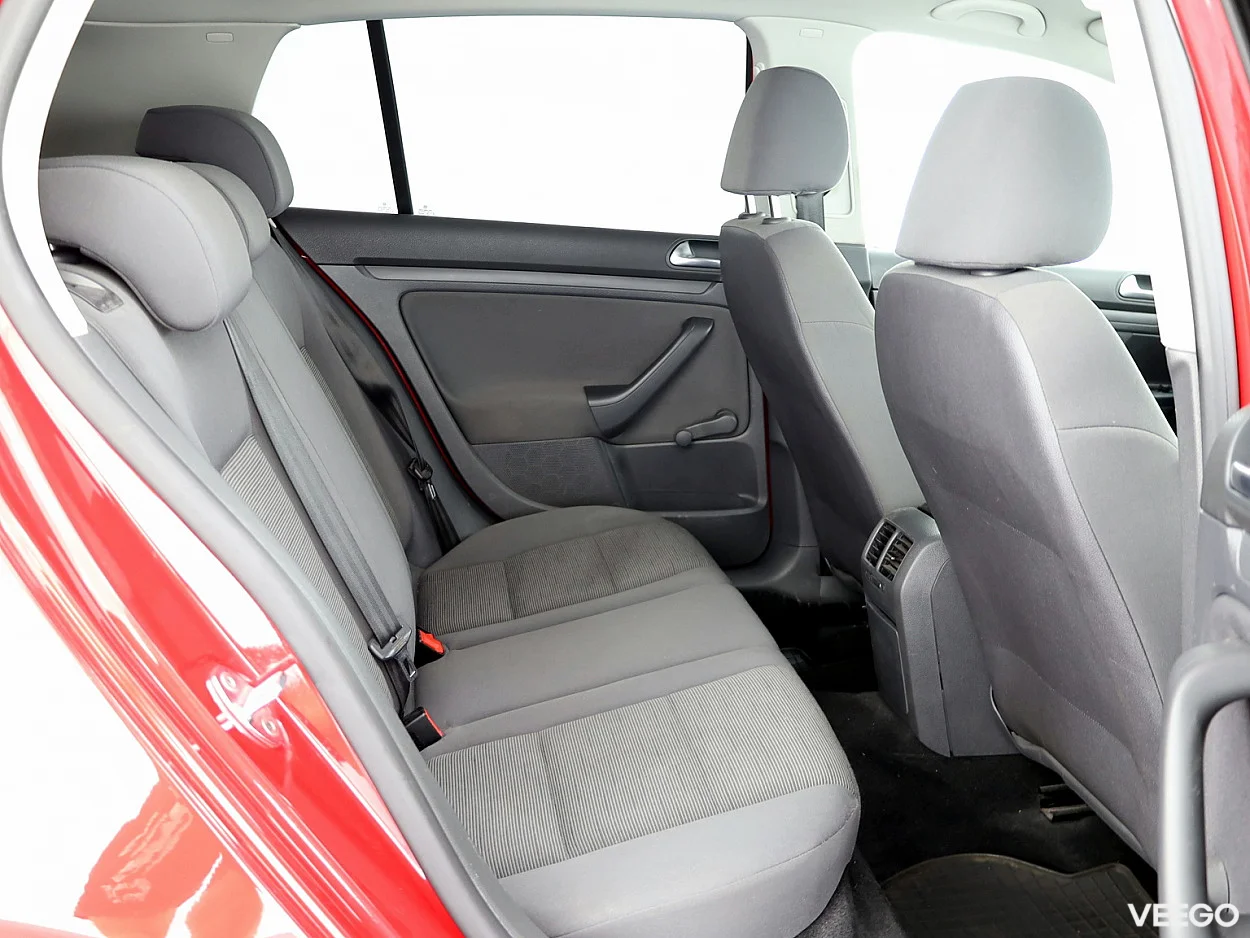 Volkswagen Golf 1.6 75kW