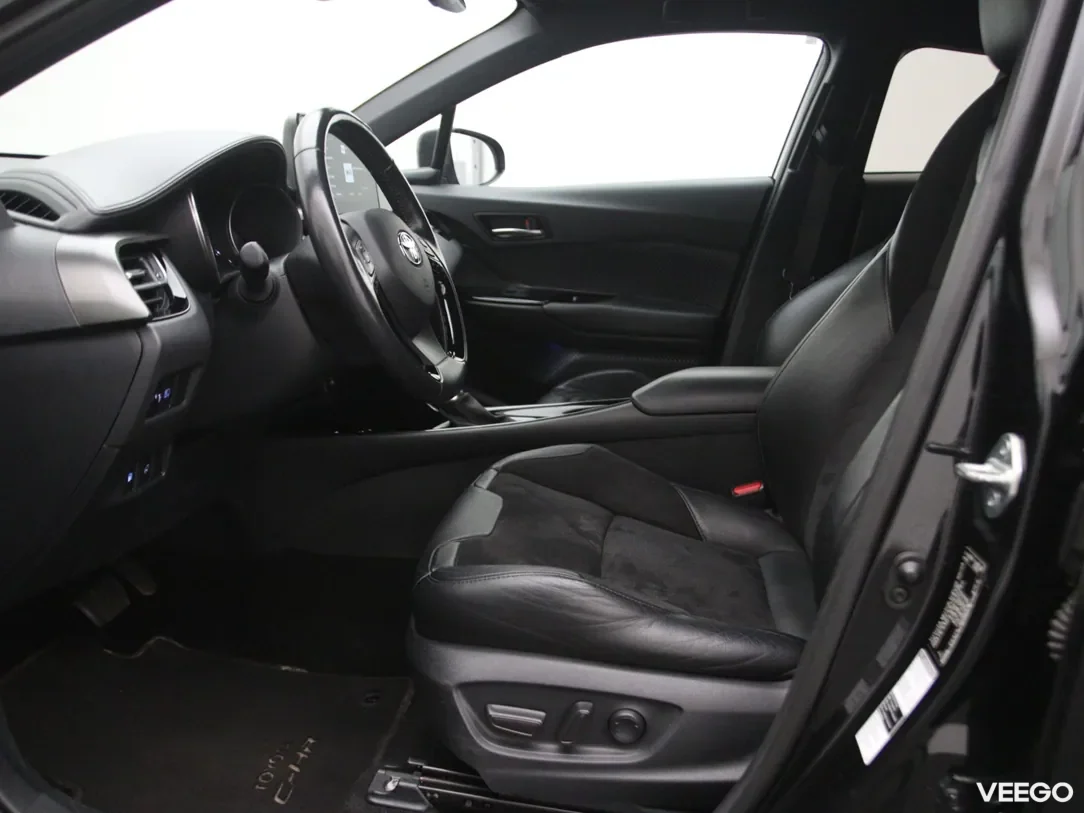 Toyota C-HR 1.8 90kW