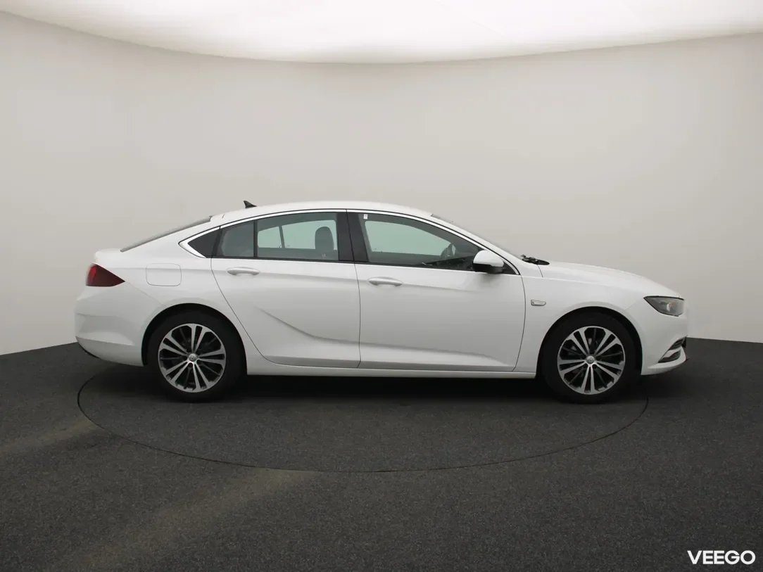 Opel Insignia 1.5 121kW