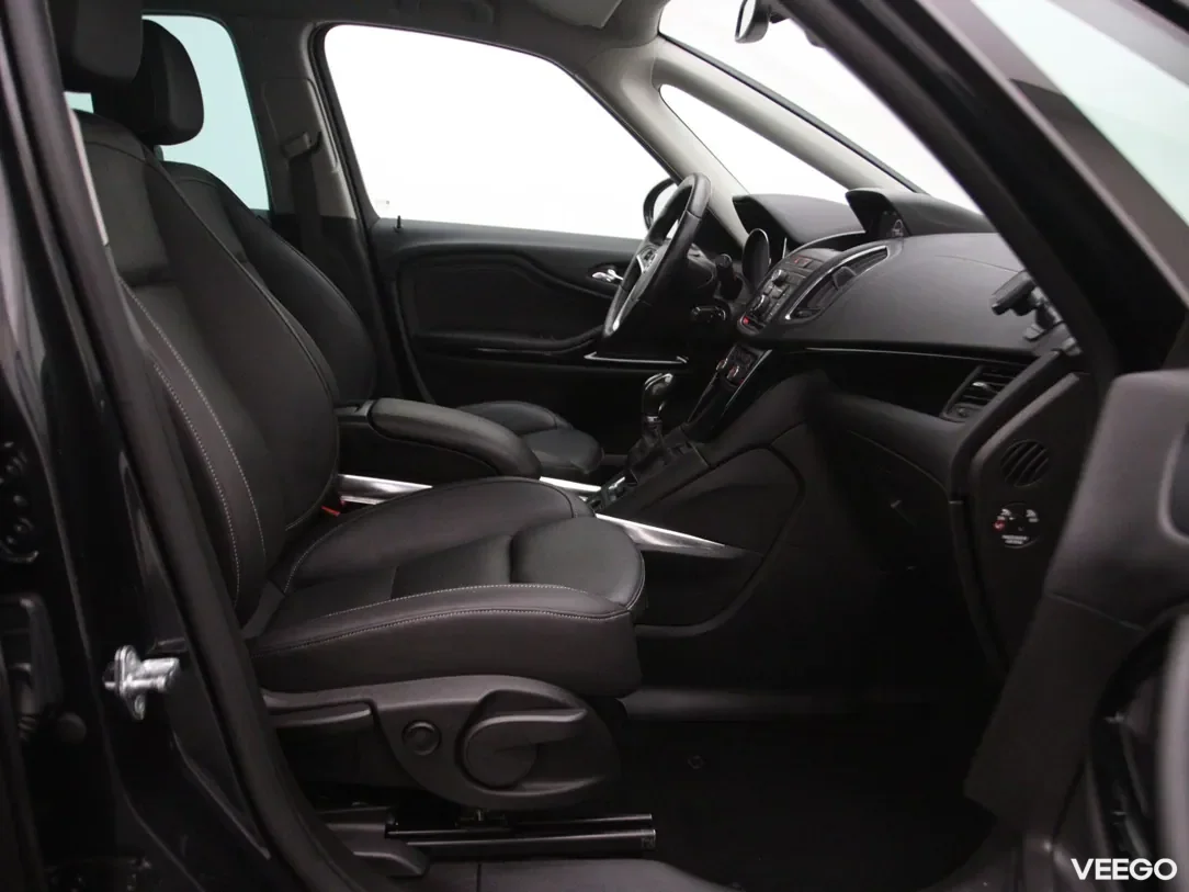 Opel Zafira Tourer 1.6 100kW