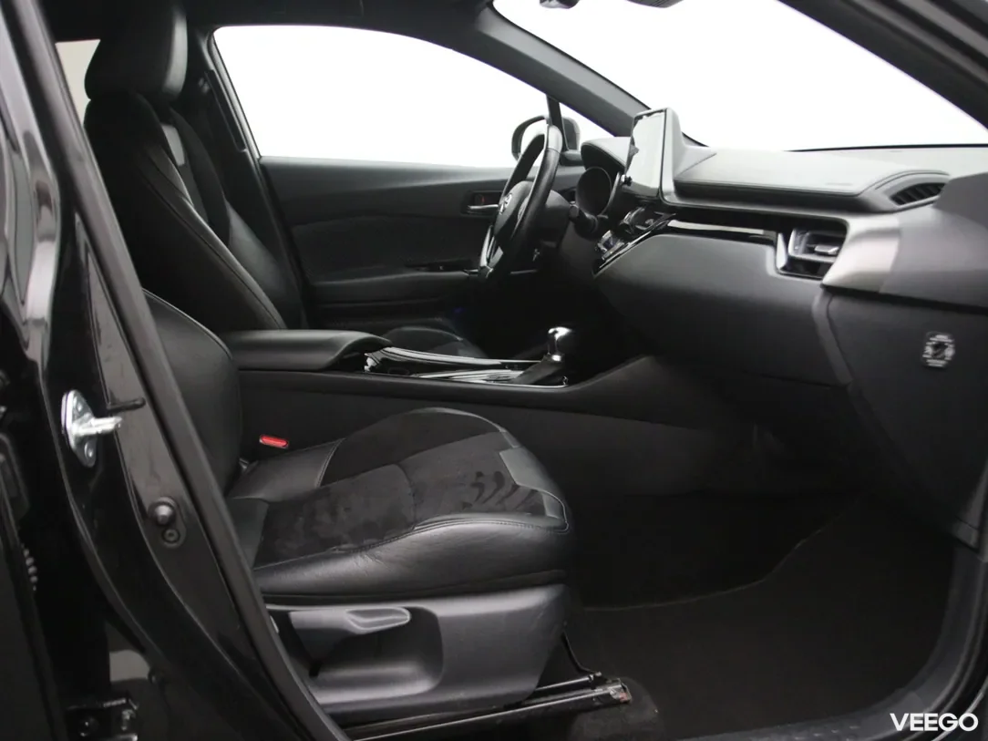 Toyota C-HR 1.8 90kW