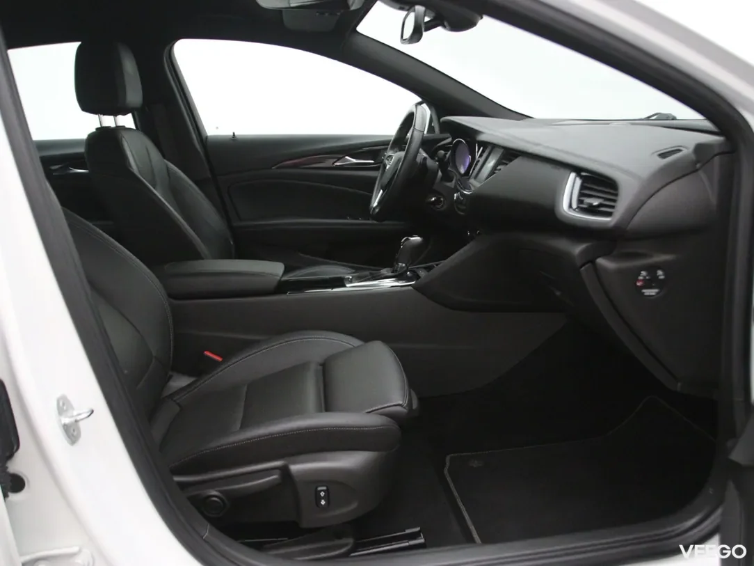 Opel Insignia 1.5 121kW