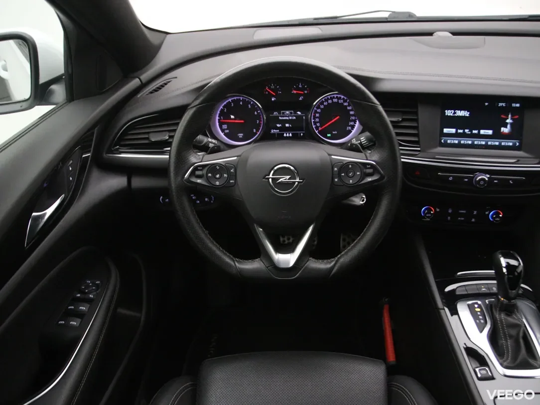 Opel Insignia 1.5 121kW