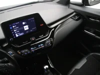 Toyota C-HR 1.8 90kW thumbnail