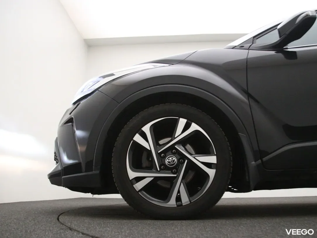Toyota C-HR 1.8 90kW