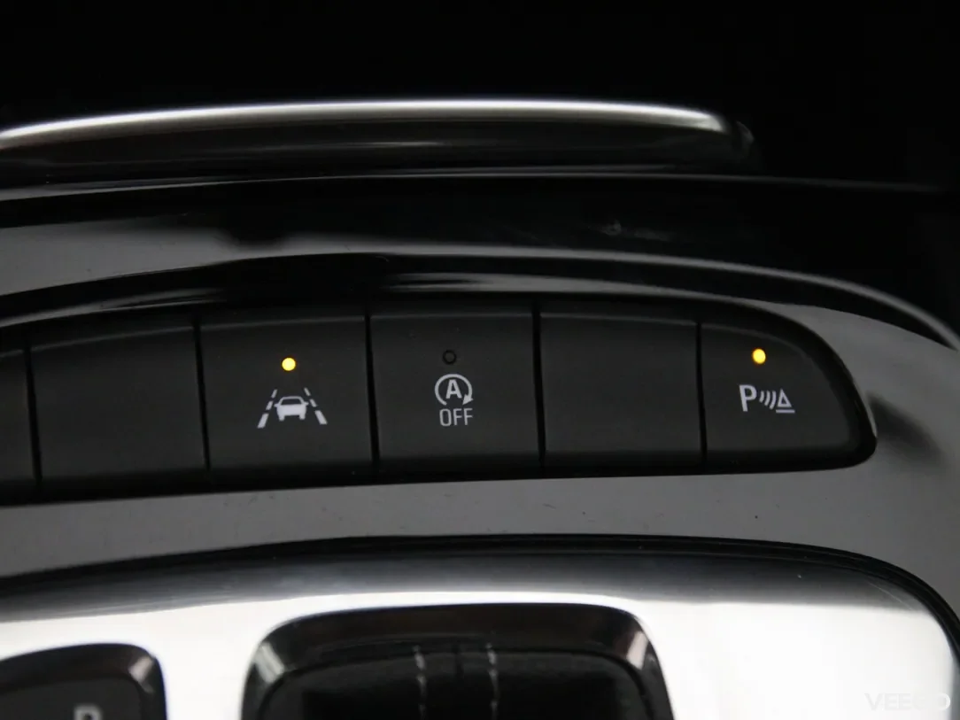 Opel Insignia 1.5 121kW