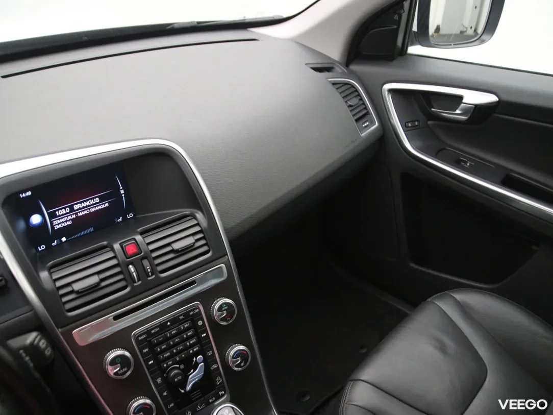 Volvo XC60 2.4 158kW