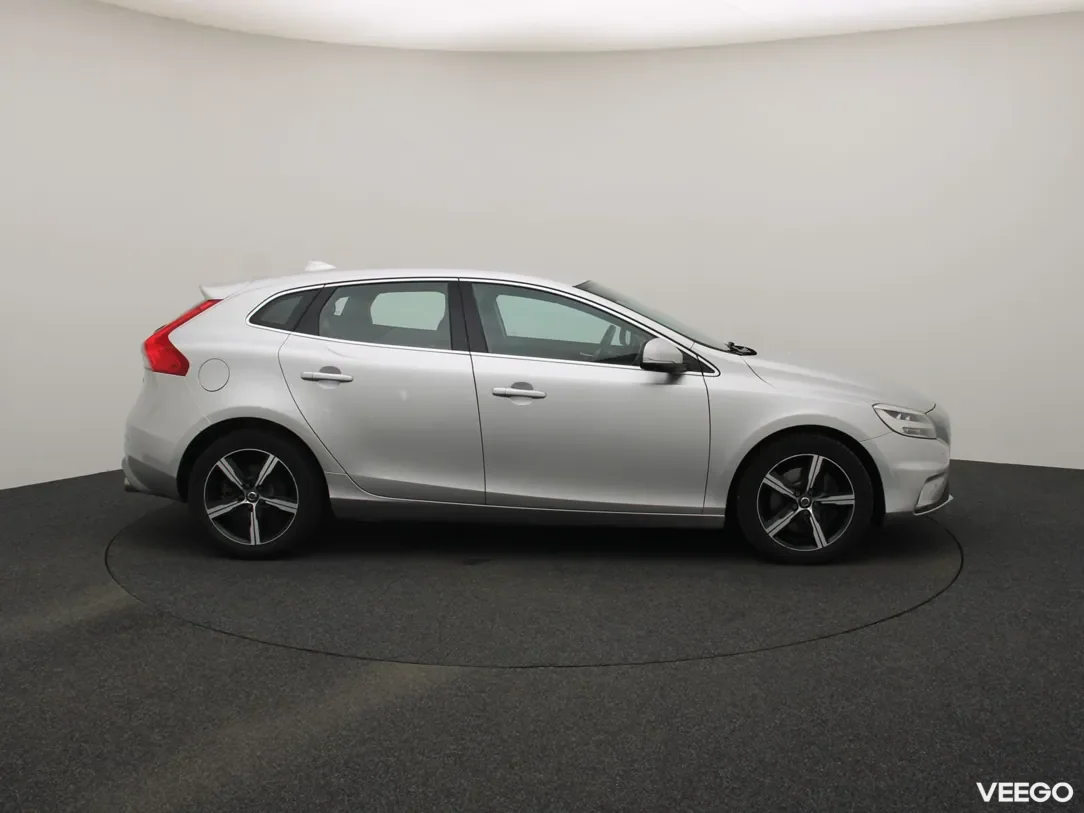 Volvo V40 2 110kW