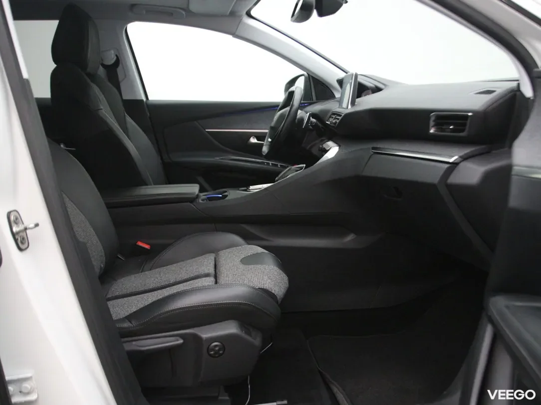 Peugeot 3008 1.2 96kW