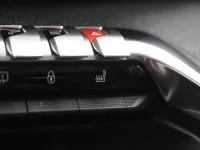 Peugeot 3008 1.2 96kW thumbnail