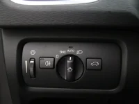 Volvo V40 2 110kW thumbnail