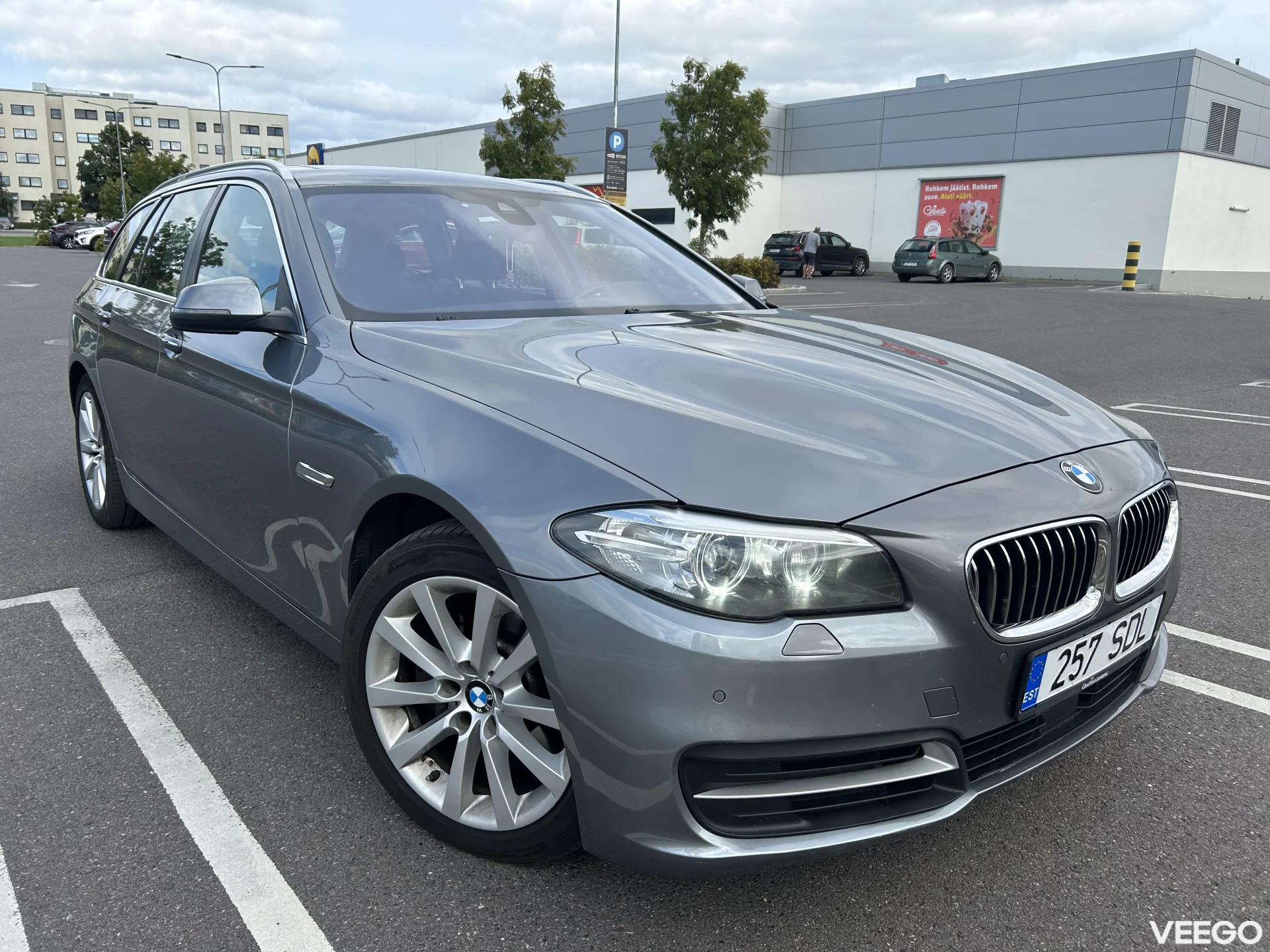 BMW 530 BMW 530 xDrive 3.0 190kW