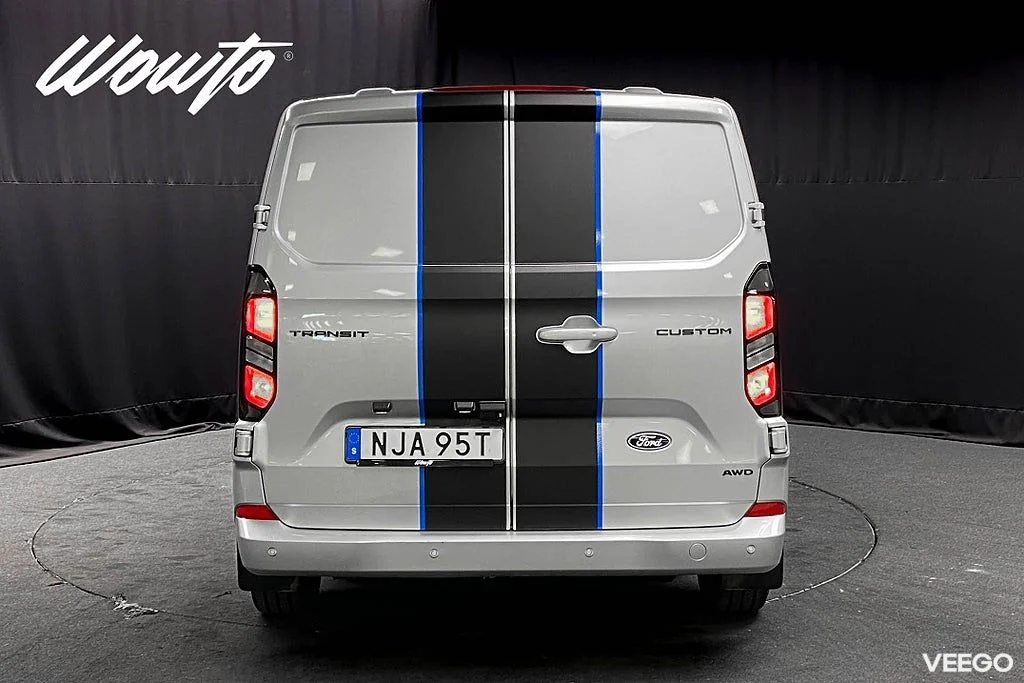 Ford TRANSIT Transit Custom 320 Crew Van 2.0 AWD 170HK L2 5-Sits /Moms 125kW