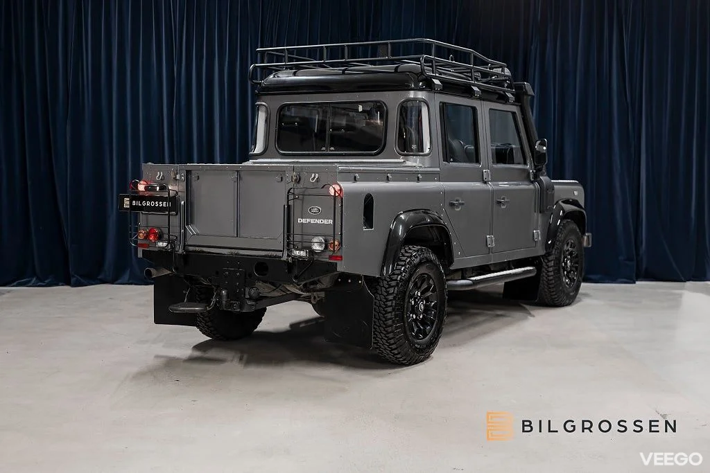 Land Rover Defender Land Rover  Dubbelhytt Pick Up 110 MOMS LEASBAR 90kW