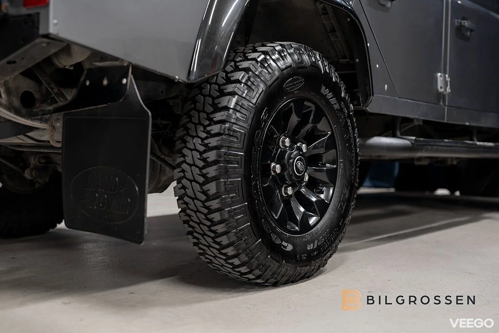 Land Rover Defender Land Rover  Dubbelhytt Pick Up 110 MOMS LEASBAR 90kW