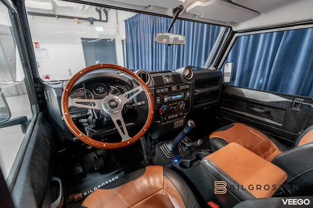Land Rover Defender Land Rover  Dubbelhytt Pick Up 110 MOMS LEASBAR 90kW