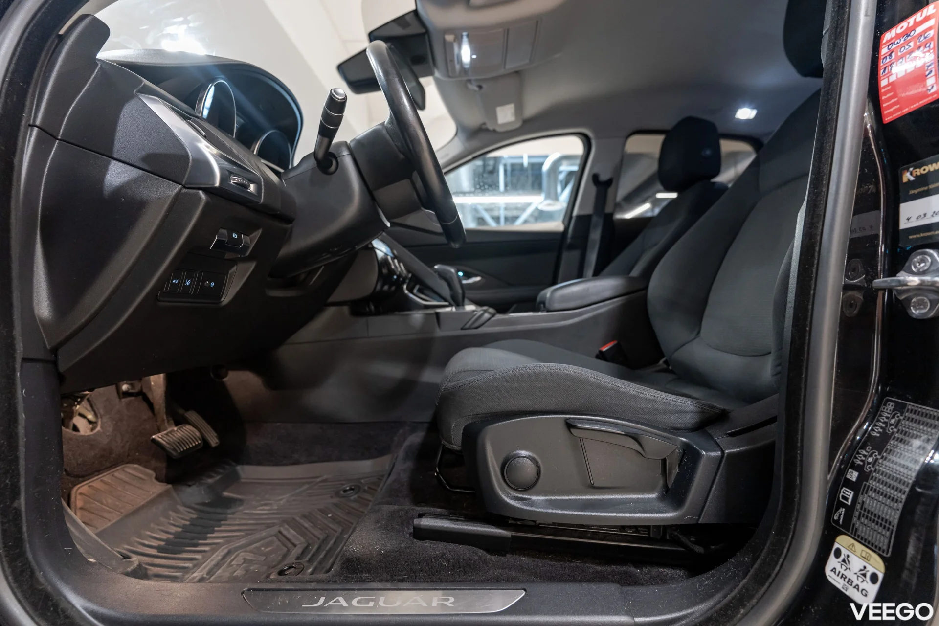 Jaguar E-Pace S AWD D150 2 110kW