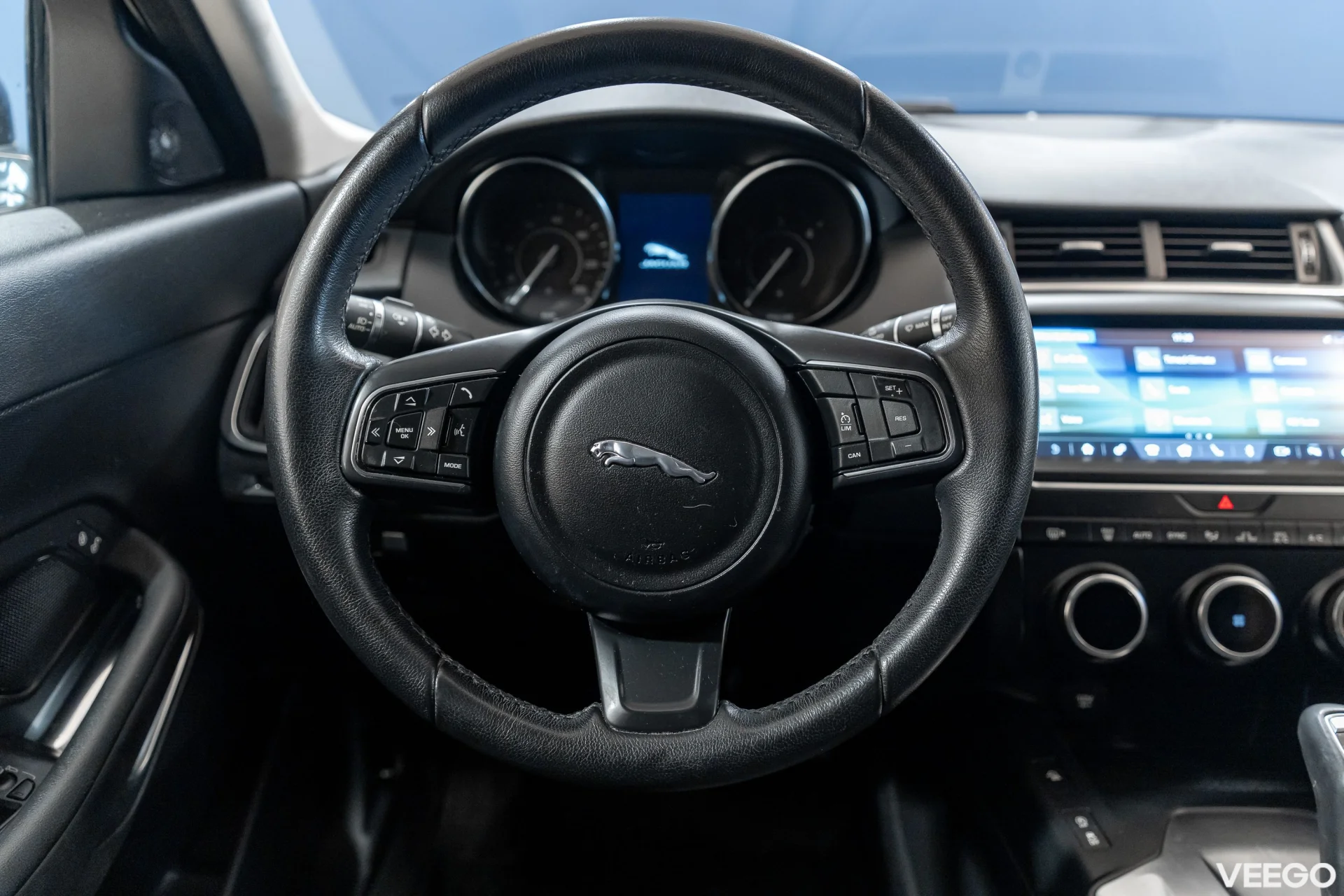 Jaguar E-Pace S AWD D150 2 110kW