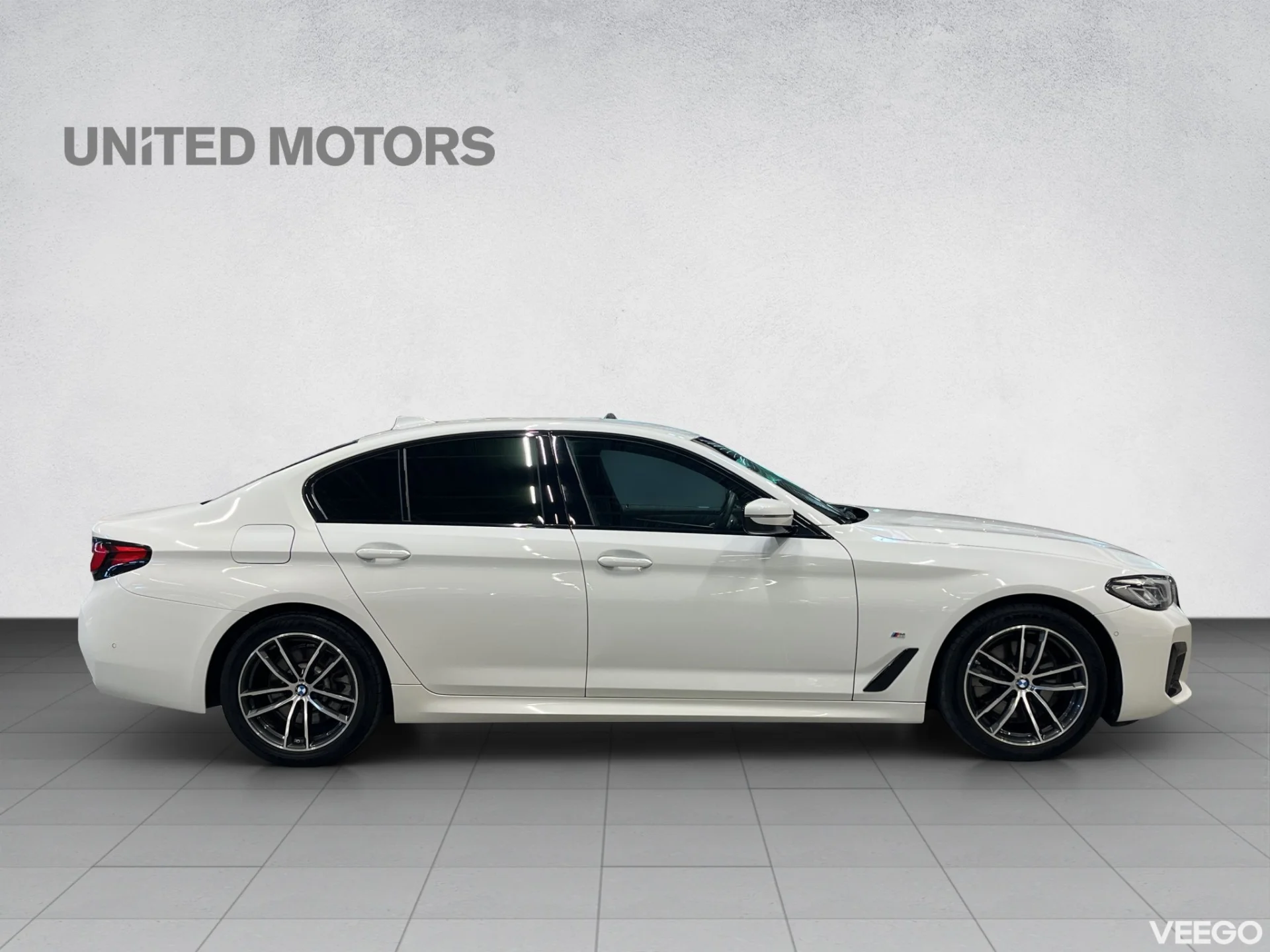 BMW 520 M-Sportpakett MHEV 140kW