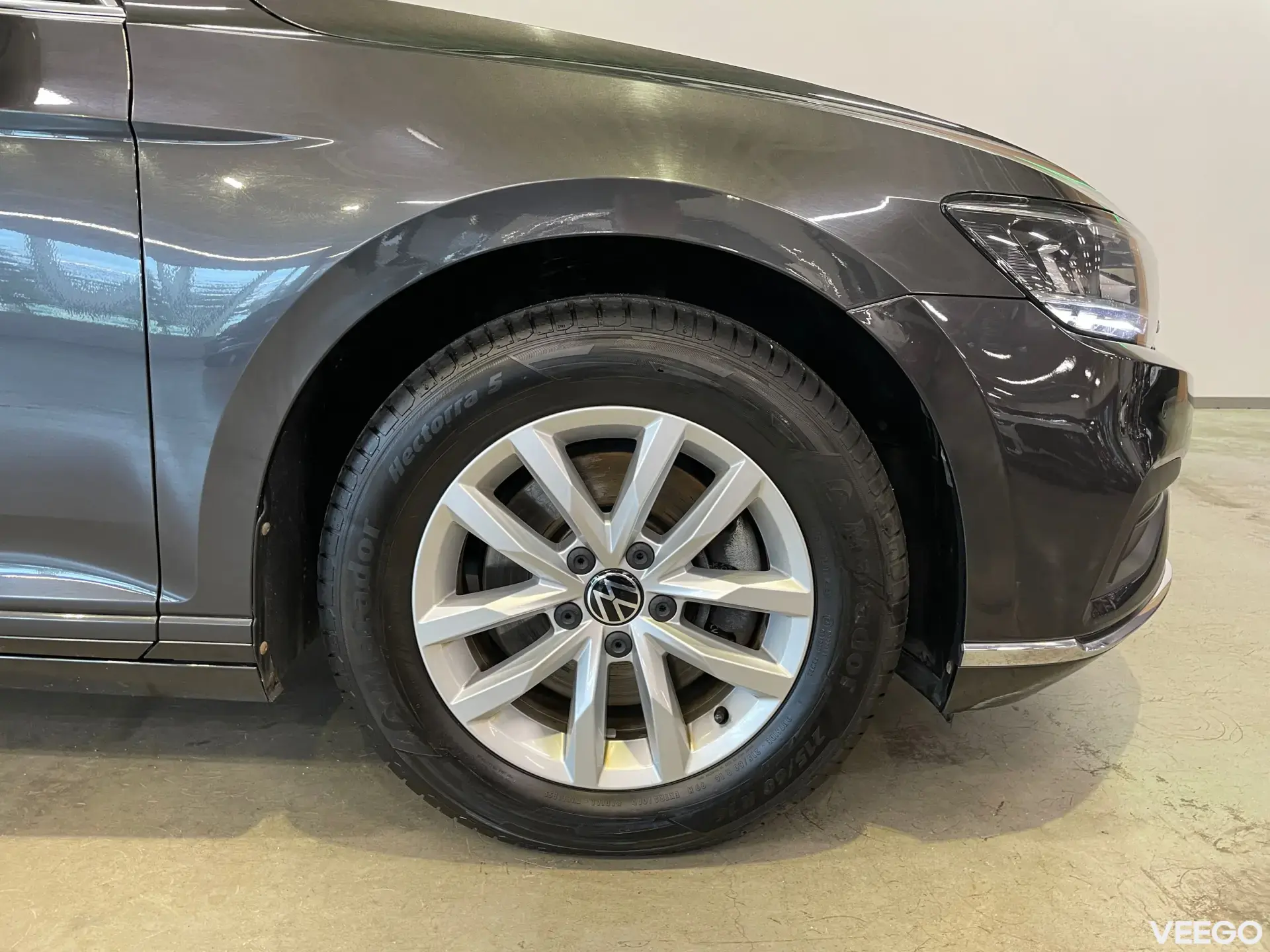 Volkswagen Passat - 110kW