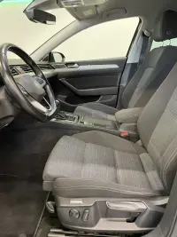 Volkswagen Passat - 110kW thumbnail