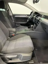 Volkswagen Passat - 110kW thumbnail