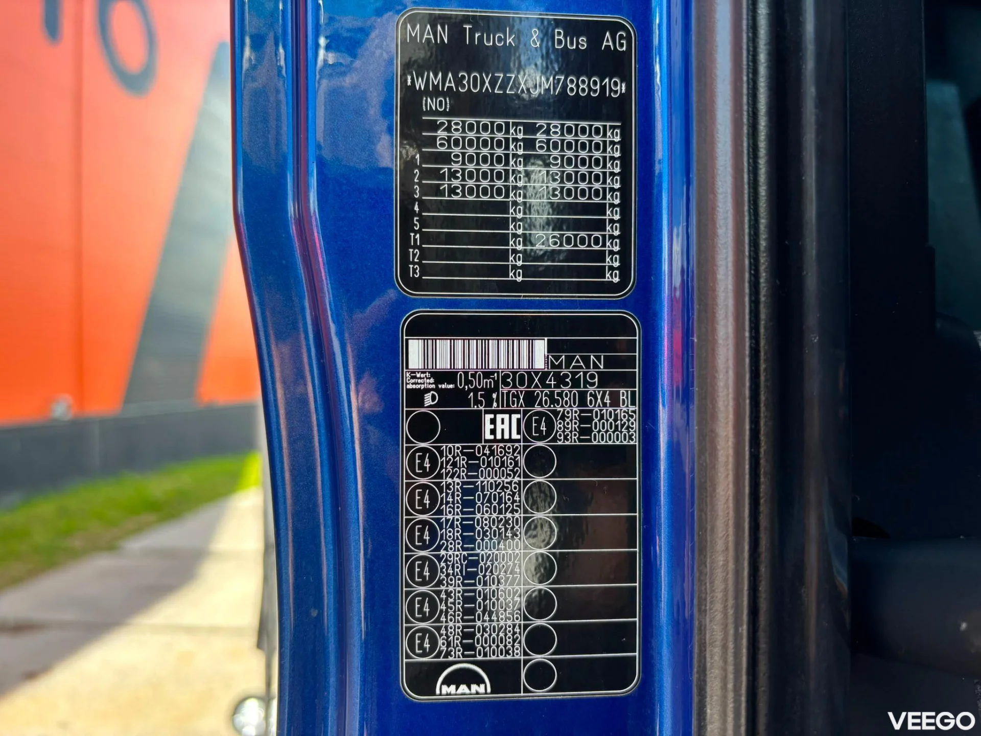 MAN TGX HMF 1920 K6 YEAR 2021 / BOX L=6507 mm 580kW