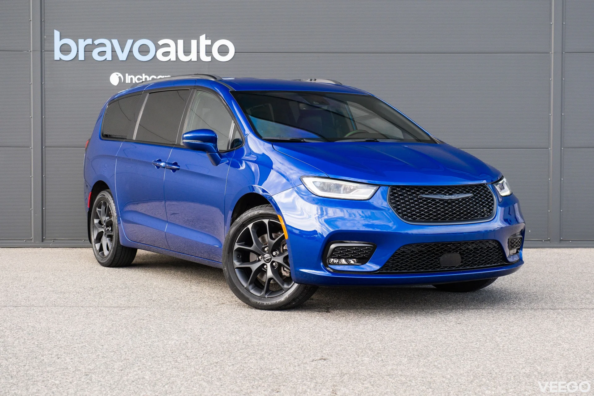 Chrysler Pacifica S 214kW