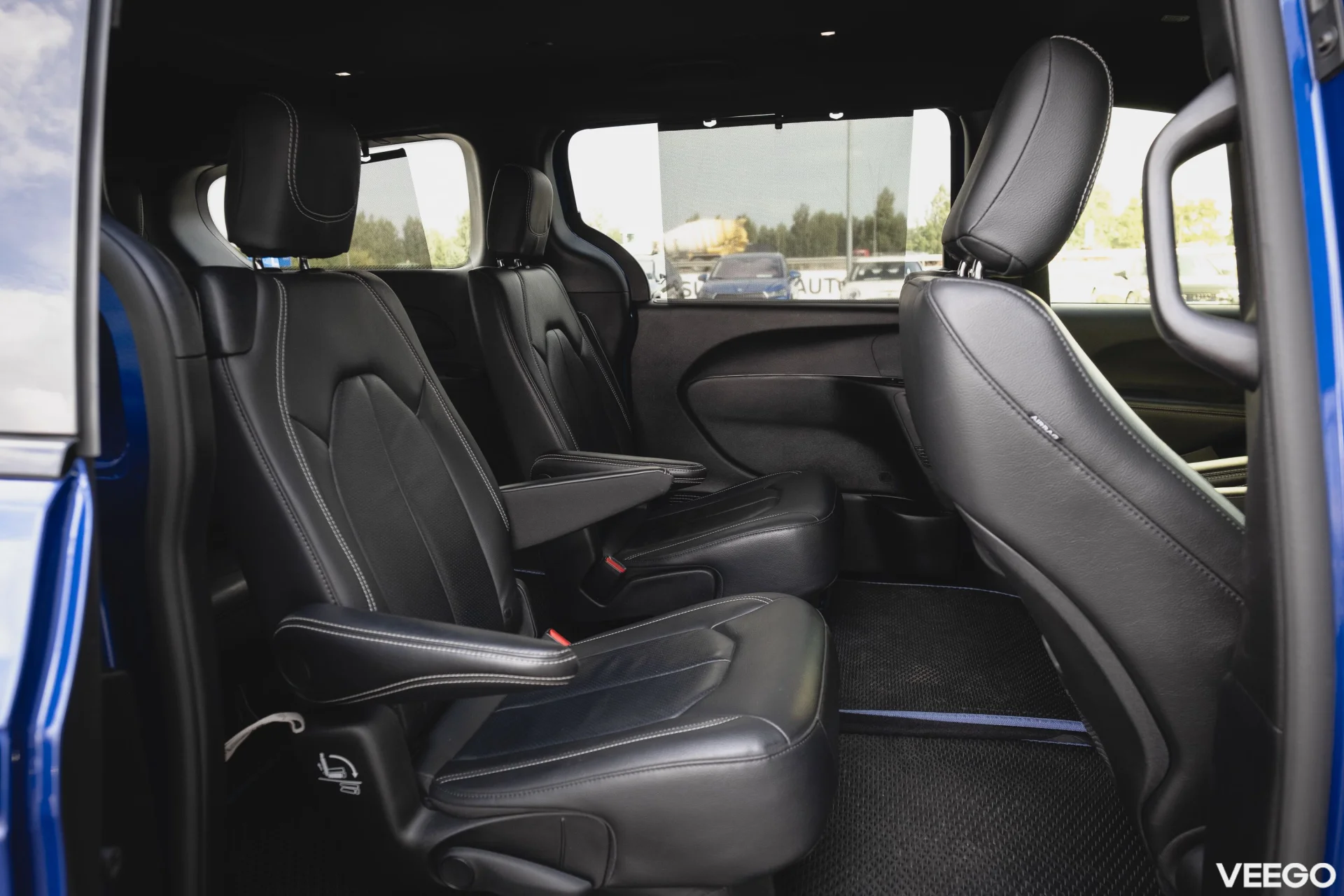 Chrysler Pacifica S 214kW
