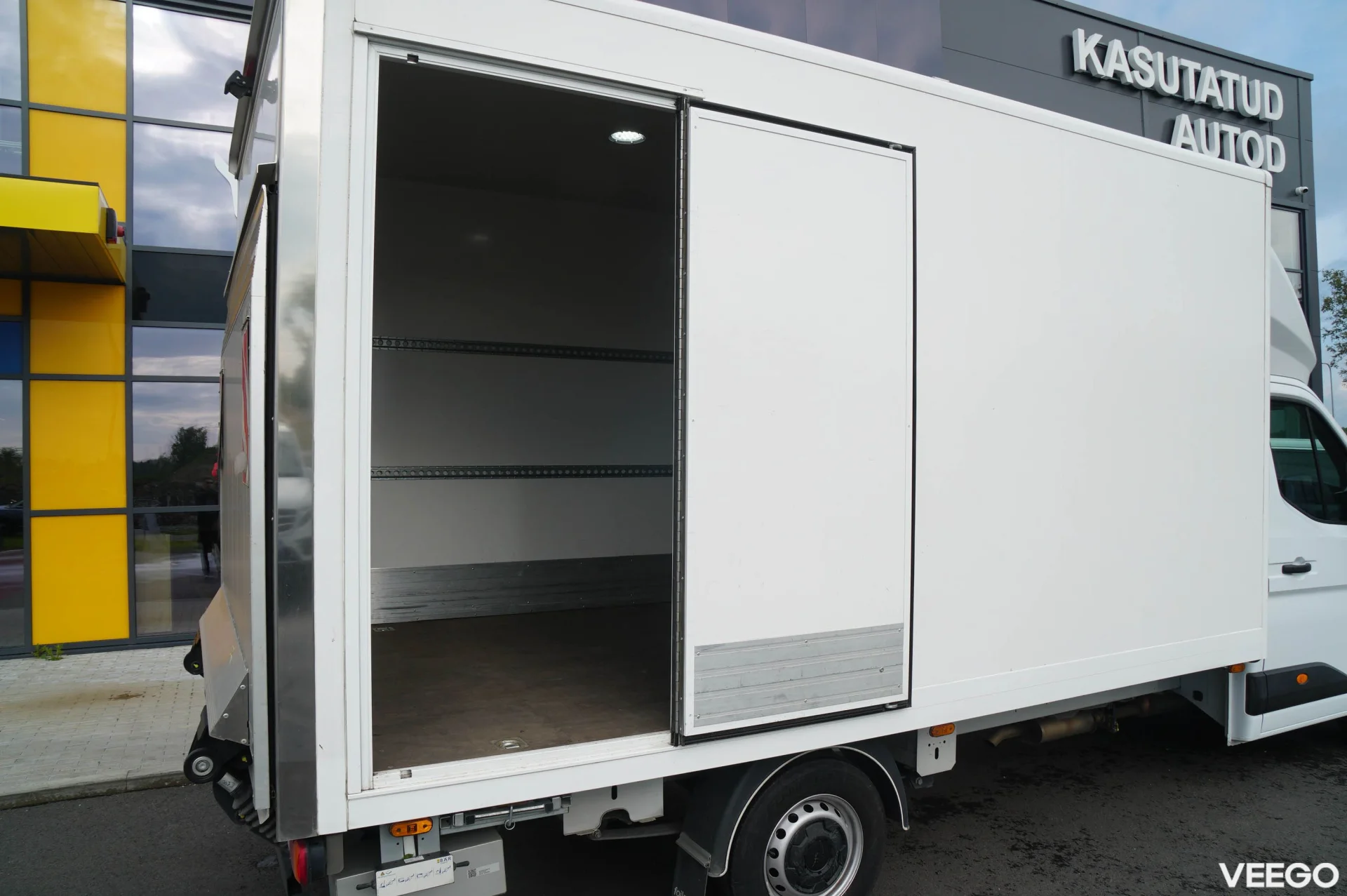 Renault Master Conversions Chassis Single Cab FWD EXTRA 2 125kW