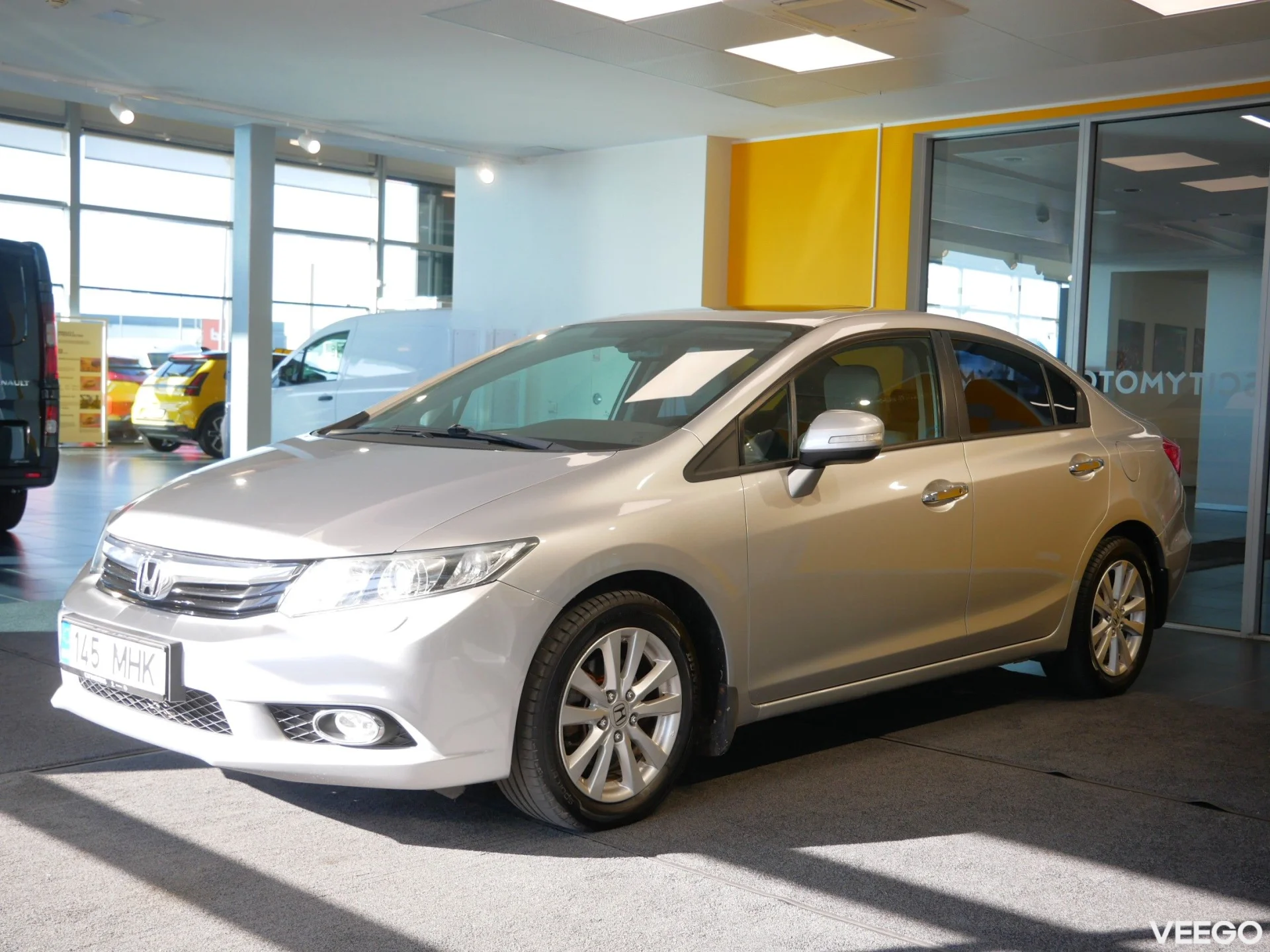Honda CIVIC 4D - 1.8 104kW