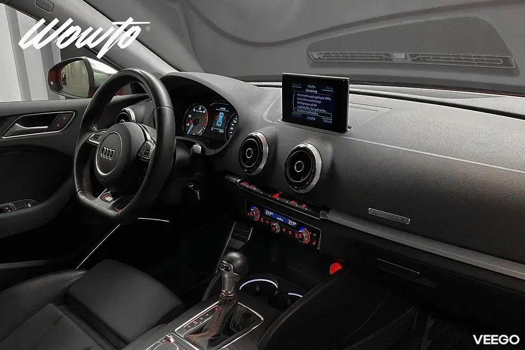 Audi S3 Sportback 2.0 TFSI Q S-Tronic 300HK /Pano /B&O 221kW