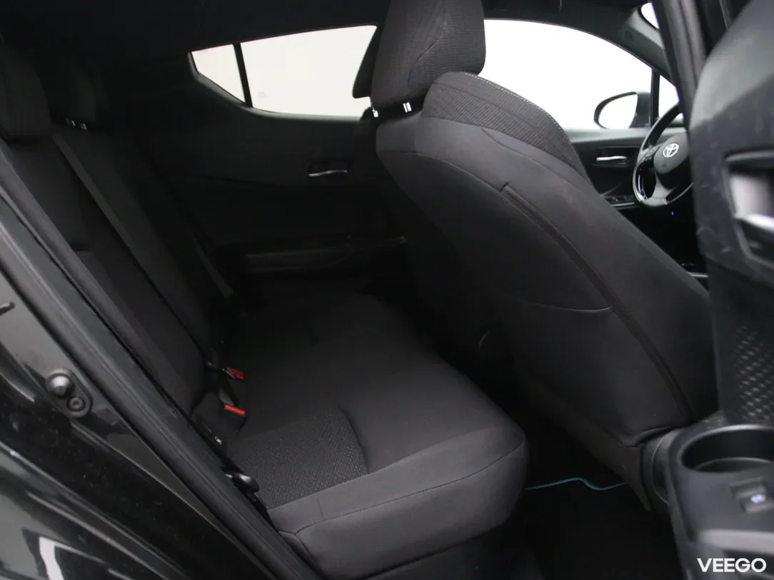 Toyota C-HR 1.8 90kW
