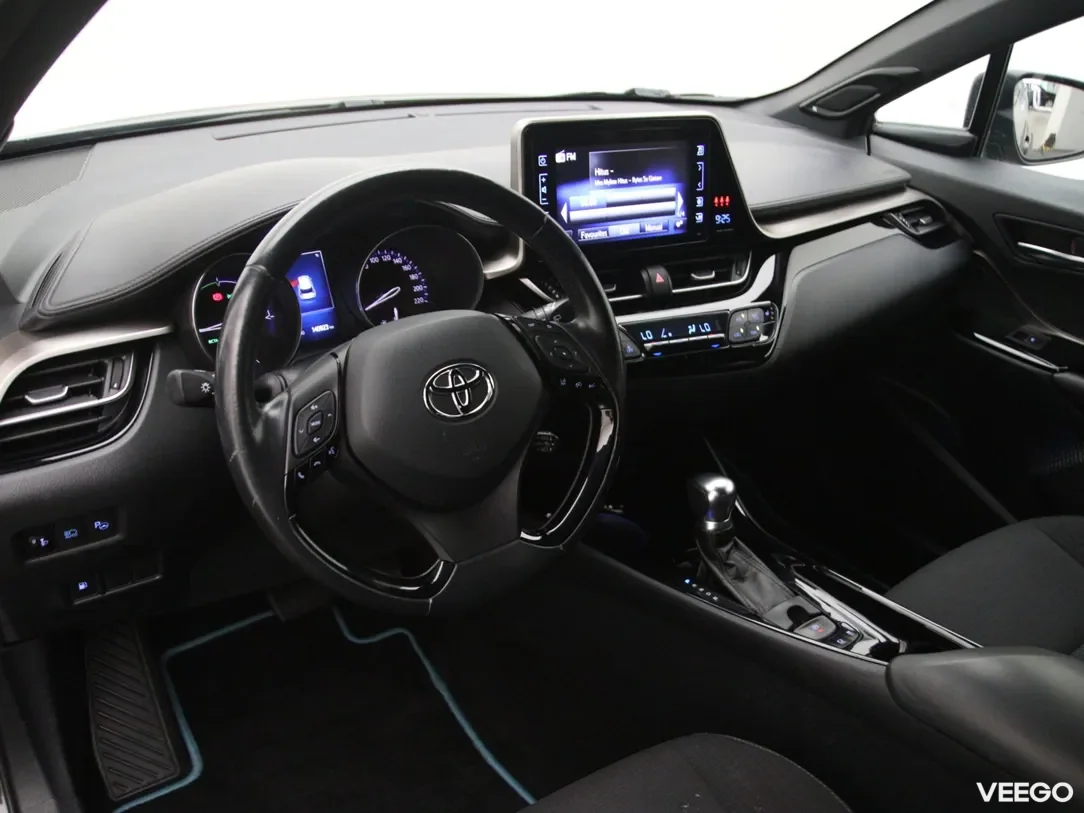 Toyota C-HR 1.8 90kW