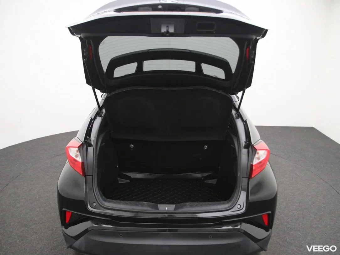 Toyota C-HR 1.8 90kW