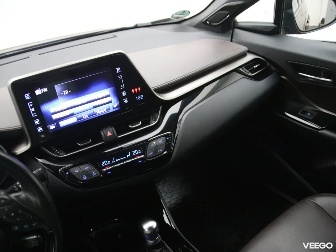 Toyota C-HR 1.8 90kW