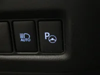 Toyota C-HR 1.8 90kW thumbnail