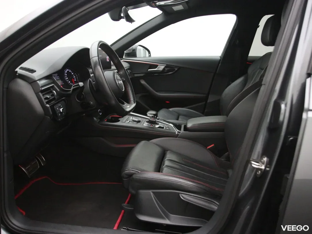 Audi A4 2 140kW